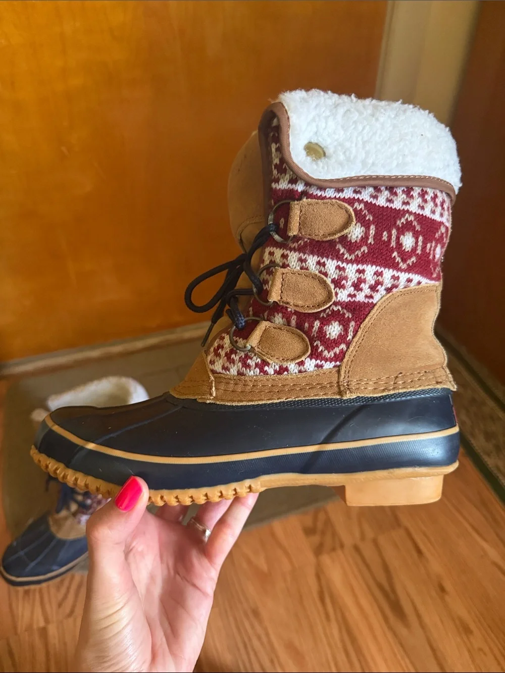 Khombu Red Patterned Lace-Up Winter Duck Boots with Tan Suede